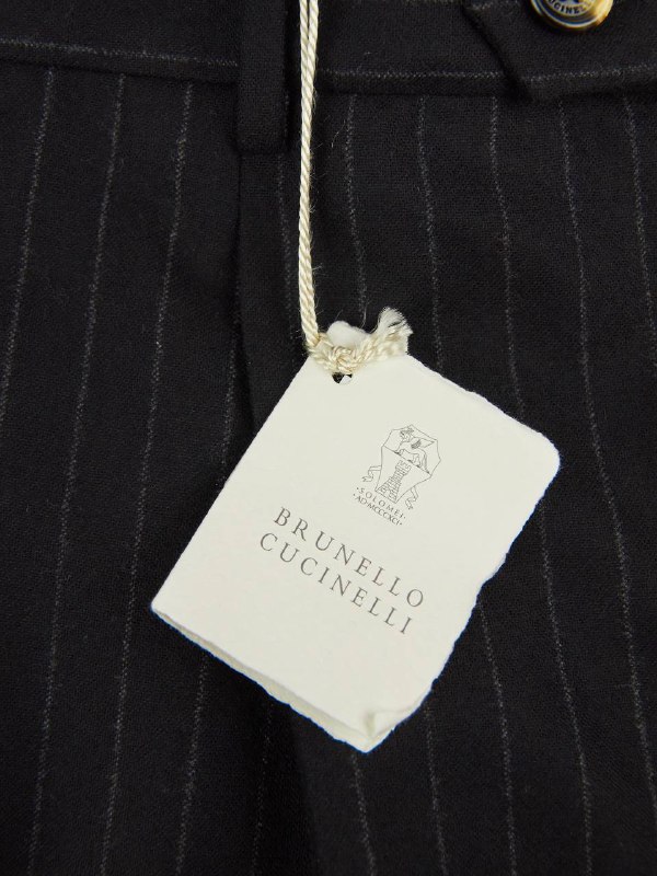 Мужские брюки Brunello Cucinelli черные классические, шерсть — фирменные бирки Brunello Cucinelli