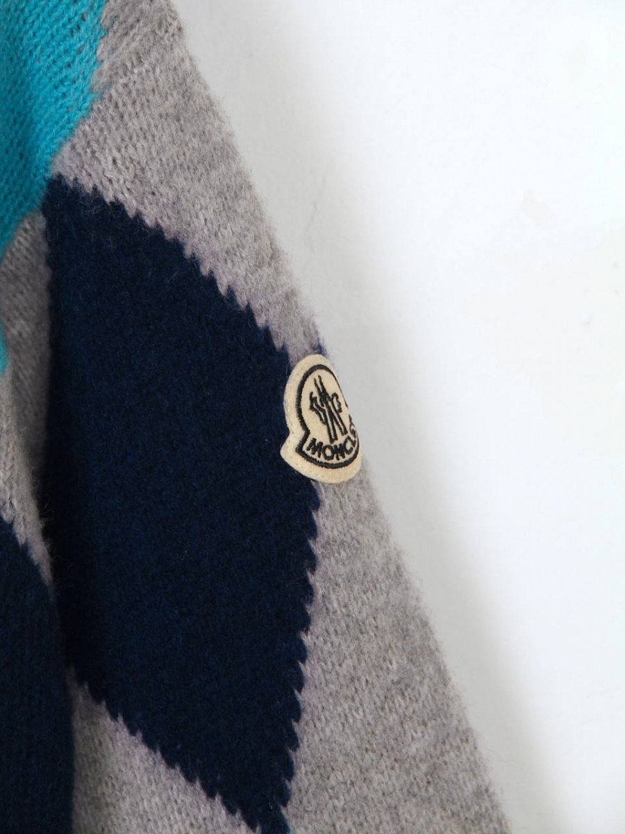 Мужской джемпер Moncler FRGMT Hiroshi Fujiwara с узором аргайл, шерсть/кашемир — фирменный патч Moncler