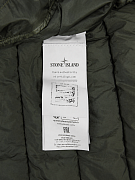 Мужская пуховик Stone Island хаки, полиамид/пух — этикетка с составом и информацией об изделии