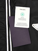Мужская ветровка Prada Re‑Nylon черная с белыми вставками — фирменные бирки Prada