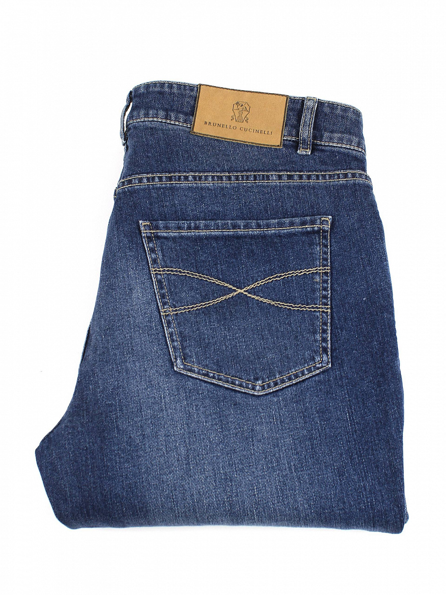 Джинсы мужские Brunello Cucinelli Iconic Fit синие варёные — задний карман и фирменная нашивка