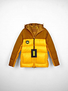 Мужской пуховик с капюшоном Moncler Genius & LeBrone James желтый c коричневым