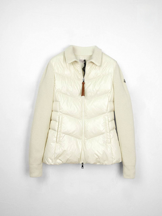 Женский комбинированный пуховик Moncler молочный, полиамид/шерсть Moncler