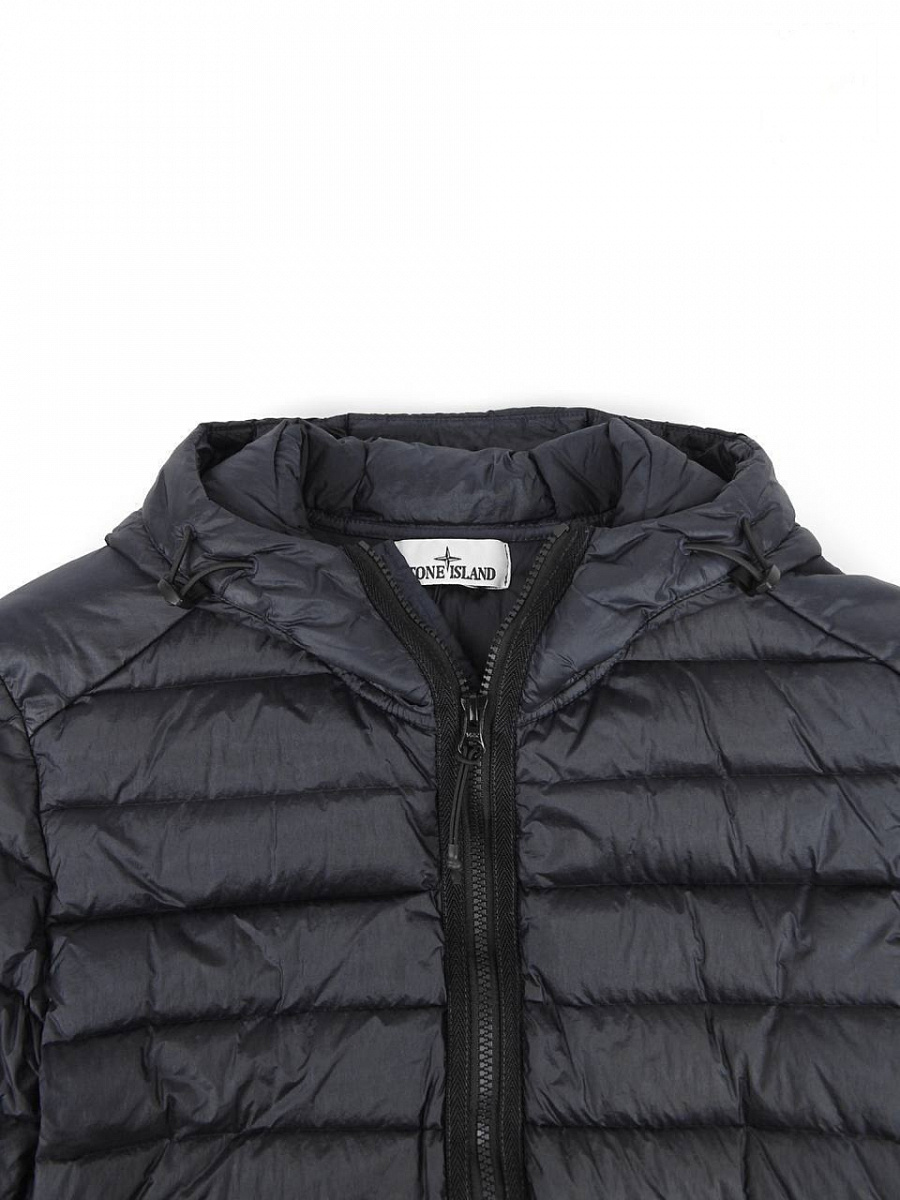 Мужской пуховик Stone Island темно-синий, полиамид/пух — капюшон и центральная молния
