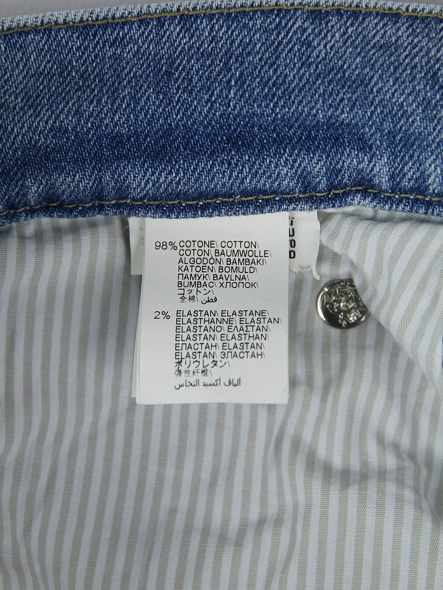 Джинсы мужские Brunello Cucinelli Iconic Fit голубые — этикетка с составом и рекомендациями по уходу