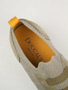 Мужские кроссовки Doucals текстиль‑замша бежевые — фирменная стелька Doucal's