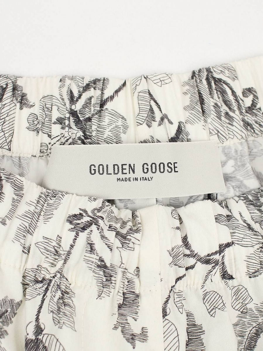 Женские шорты Golden Goose белые с серым принтом Golden Goose фото 5