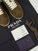 Мужские кеды Prada Lane замша коричневые — фирменный пыльник Prada