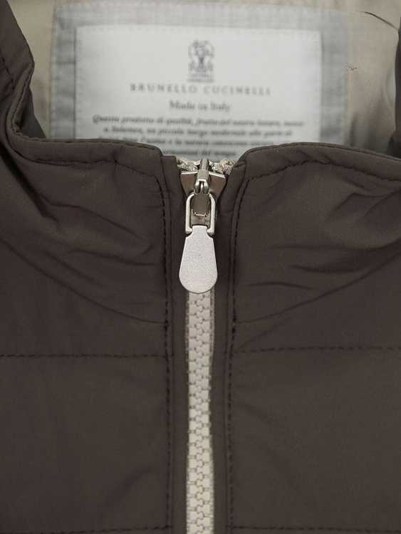 Мужской пуховый жилет Brunello Cucinelli коричневый Brunello Cucinelli фото 4