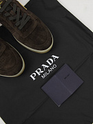 Мужские зимние кеды Prada Downtown мех-замша — фирменный пыльник Prada