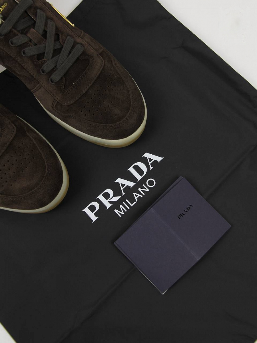 Мужские зимние кеды Prada Downtown мех-замша — фирменный пыльник Prada