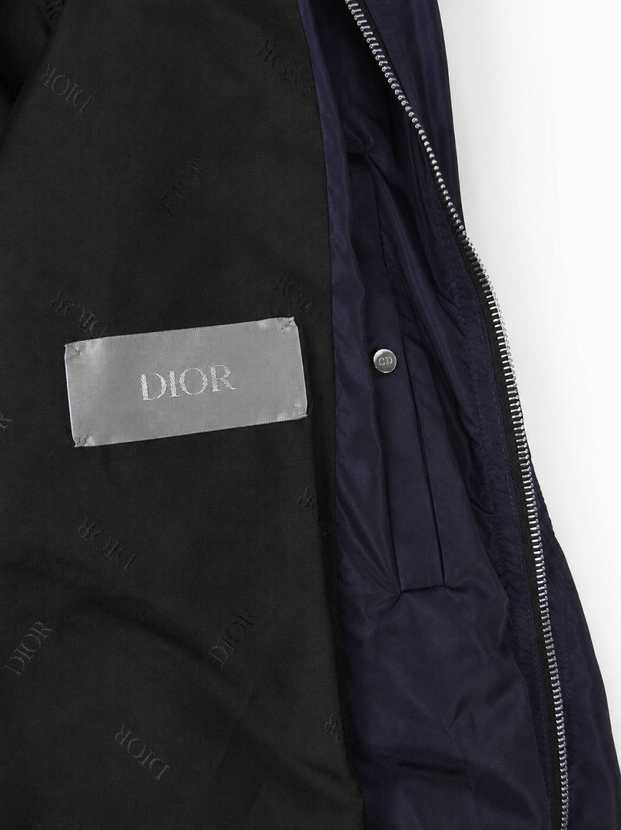 Мужская ветровка Dior с капюшоном темно‑синяя, водоотталкивающая — внутренняя фирменная бирка Dior