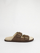 Мужские шлёпанцы Brunello Cucinelli Urban коричневые из замши (широкая подошва) — вид сбоку