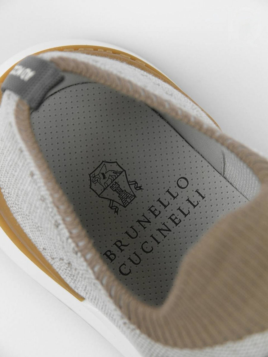 Мужские текстильные кроссовки Brunello Cucinelli темно-бежевые — стелька с логотипом Brunello Cucinelli